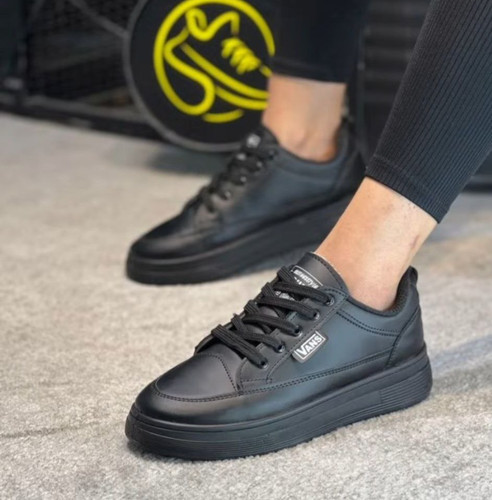 ونس فشیون زنانه مشکی